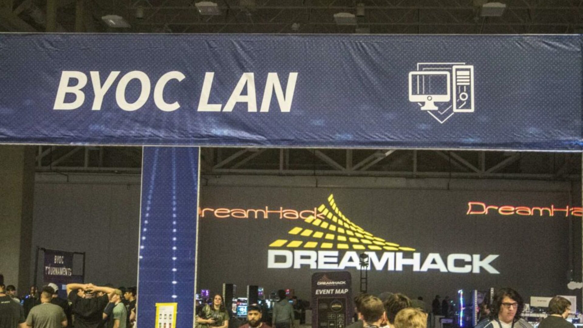 DreamHack 2019 - 07 (Large)