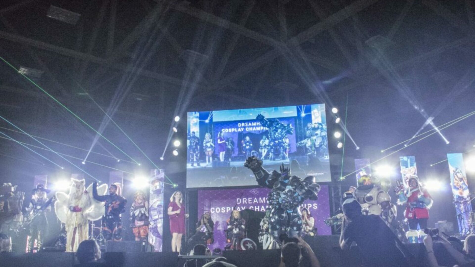 DreamHack 2019 - 40 (Large)