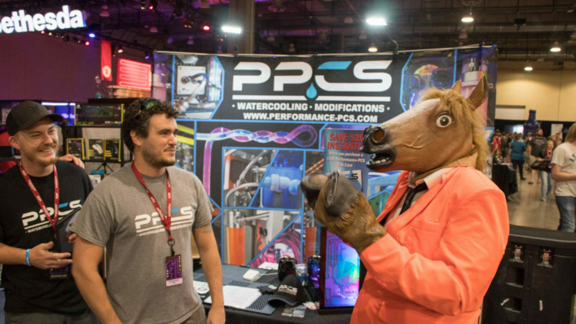 QuakeCon 2019 - My Pics - Horse - 17