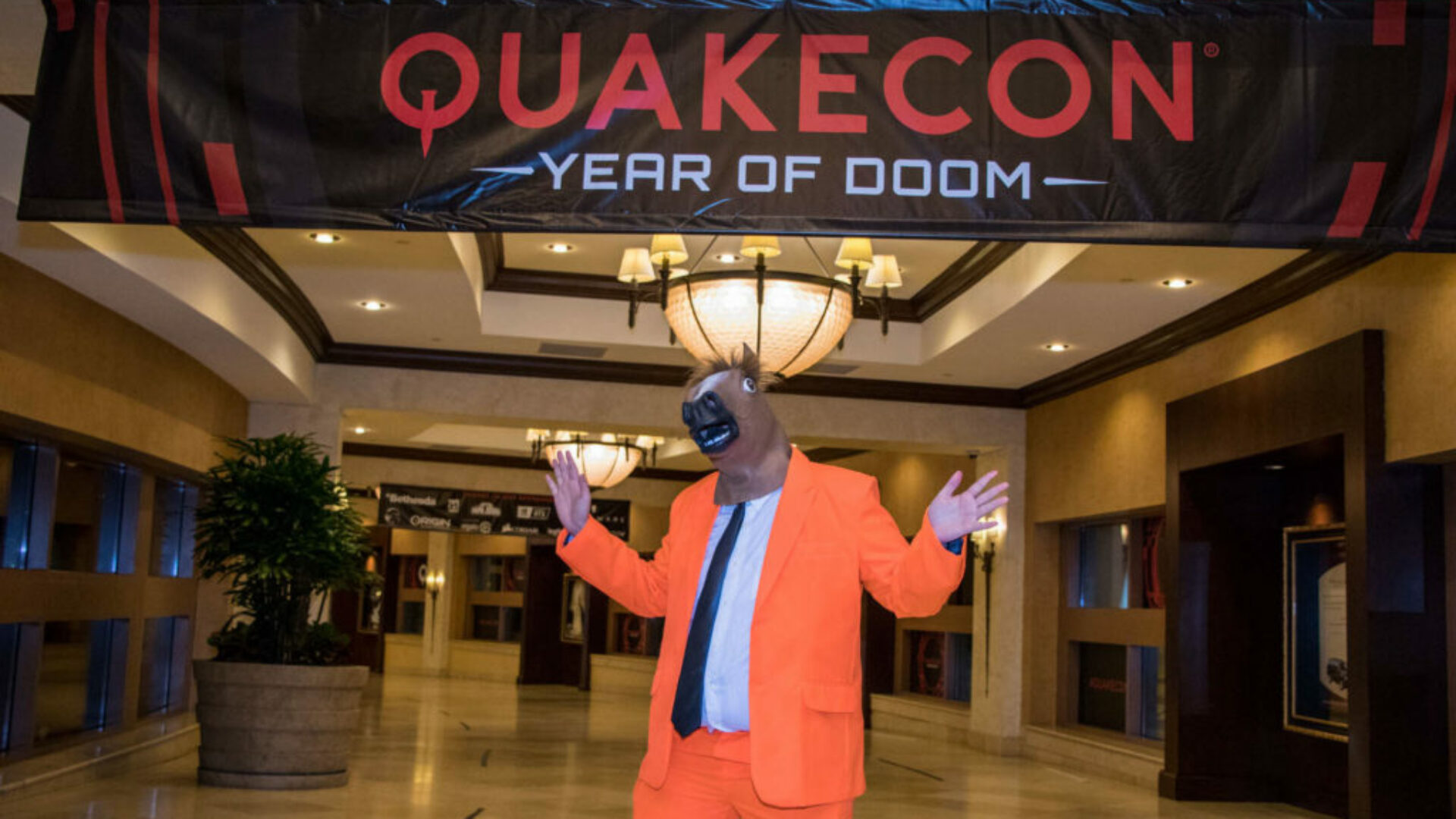 QuakeCon 2019 - My Pics - Horse - 36