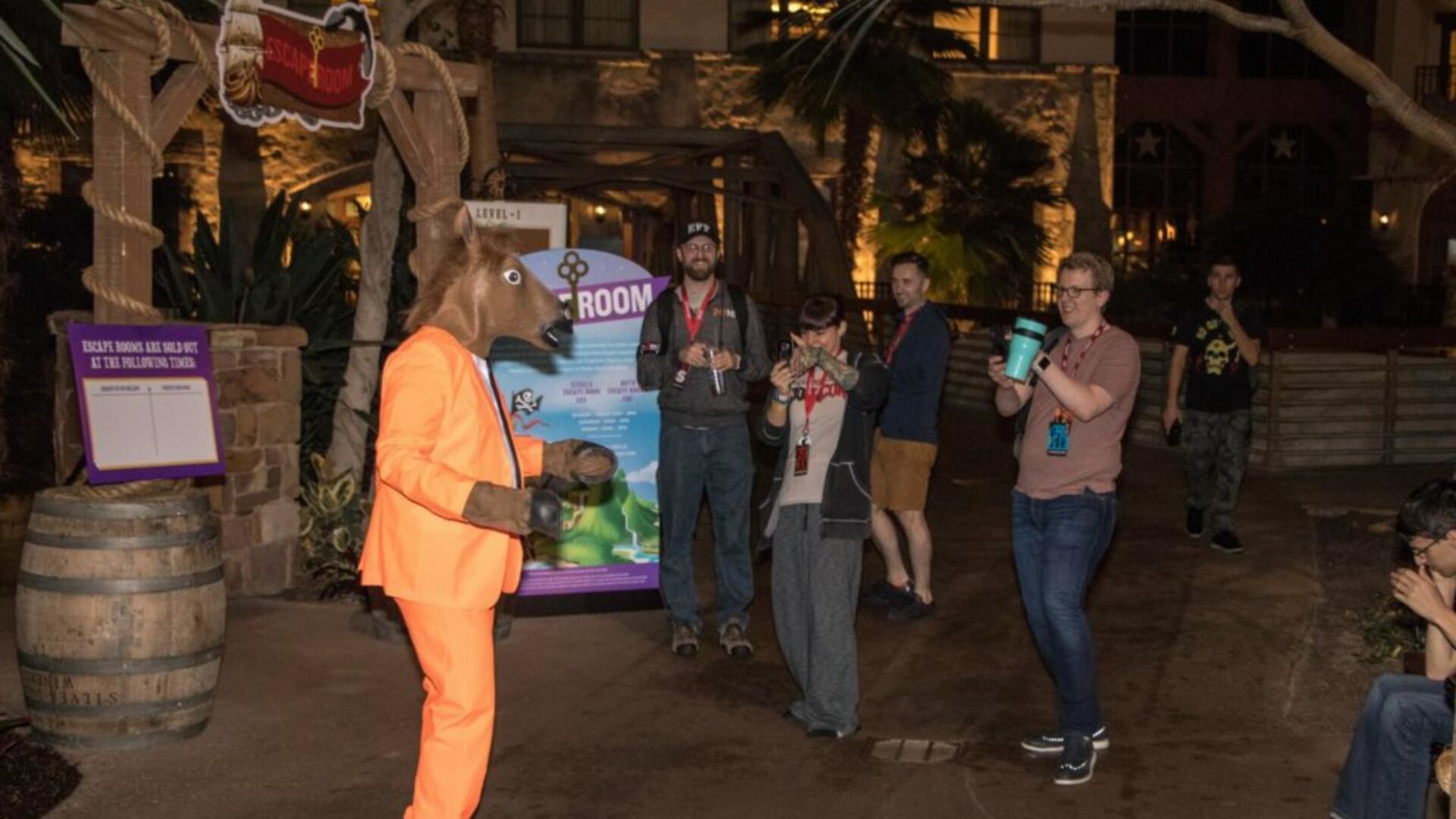 QuakeCon 2019 - My Pics - Horse - 44