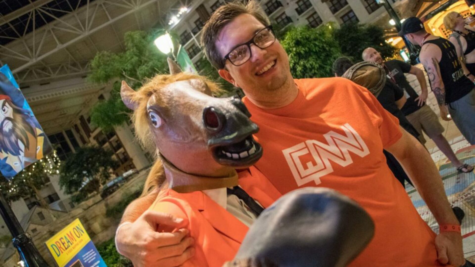 QuakeCon 2019 - My Pics - Horse - 56