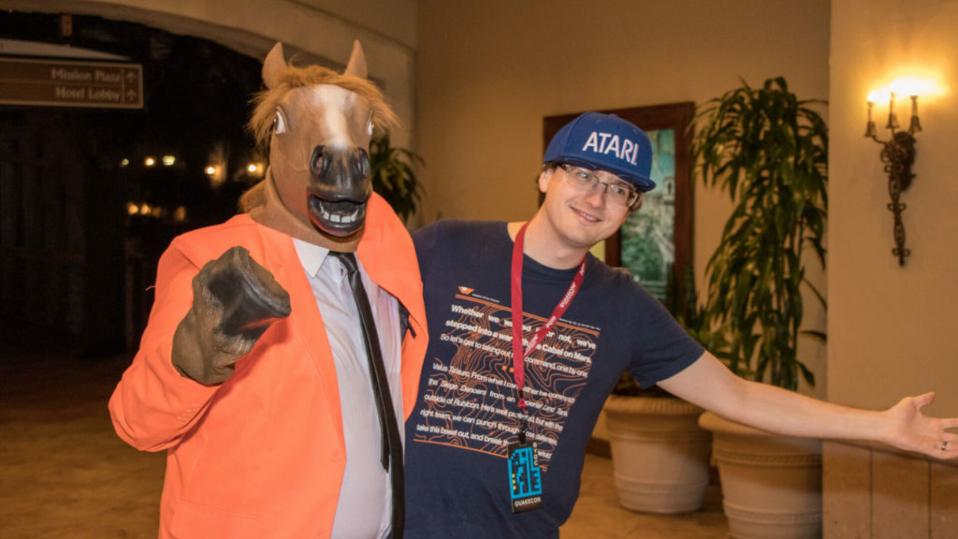 QuakeCon 2019 - My Pics - Horse - 61