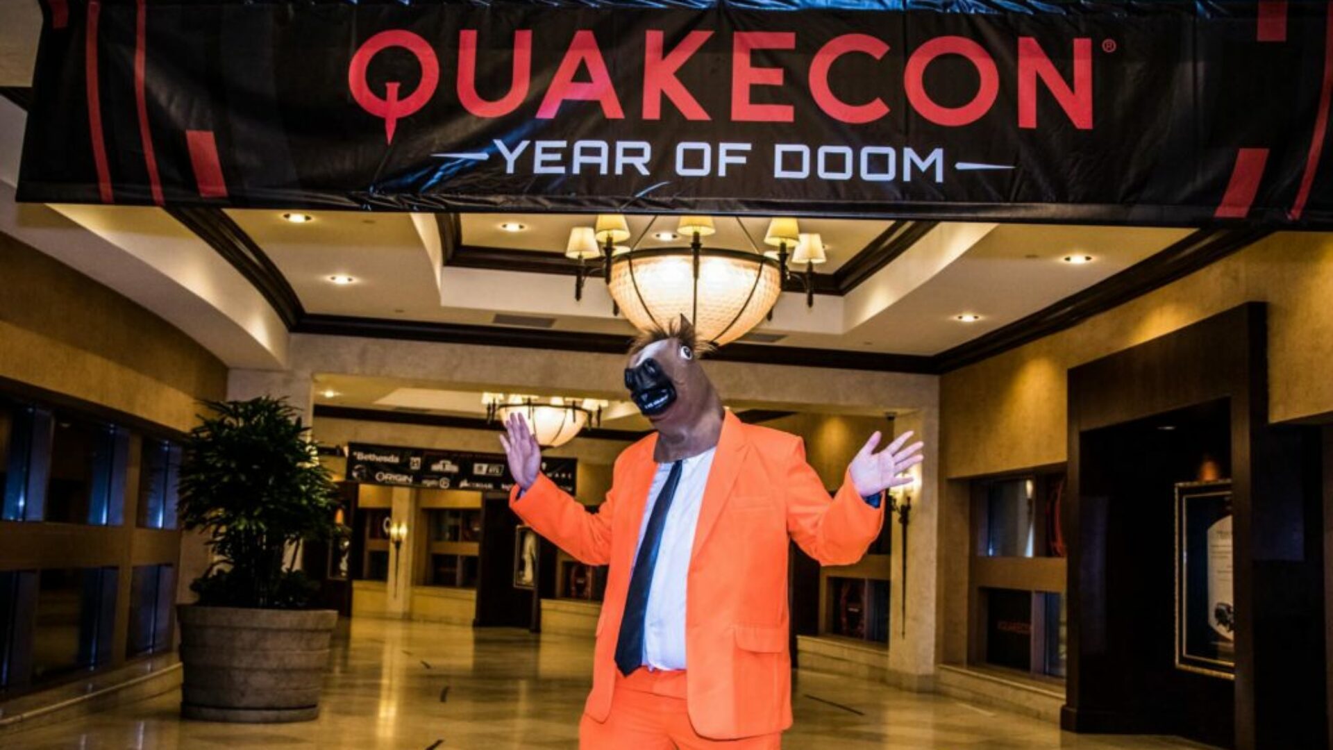 QuakeCon 2019 - My Pics - Horse - 84