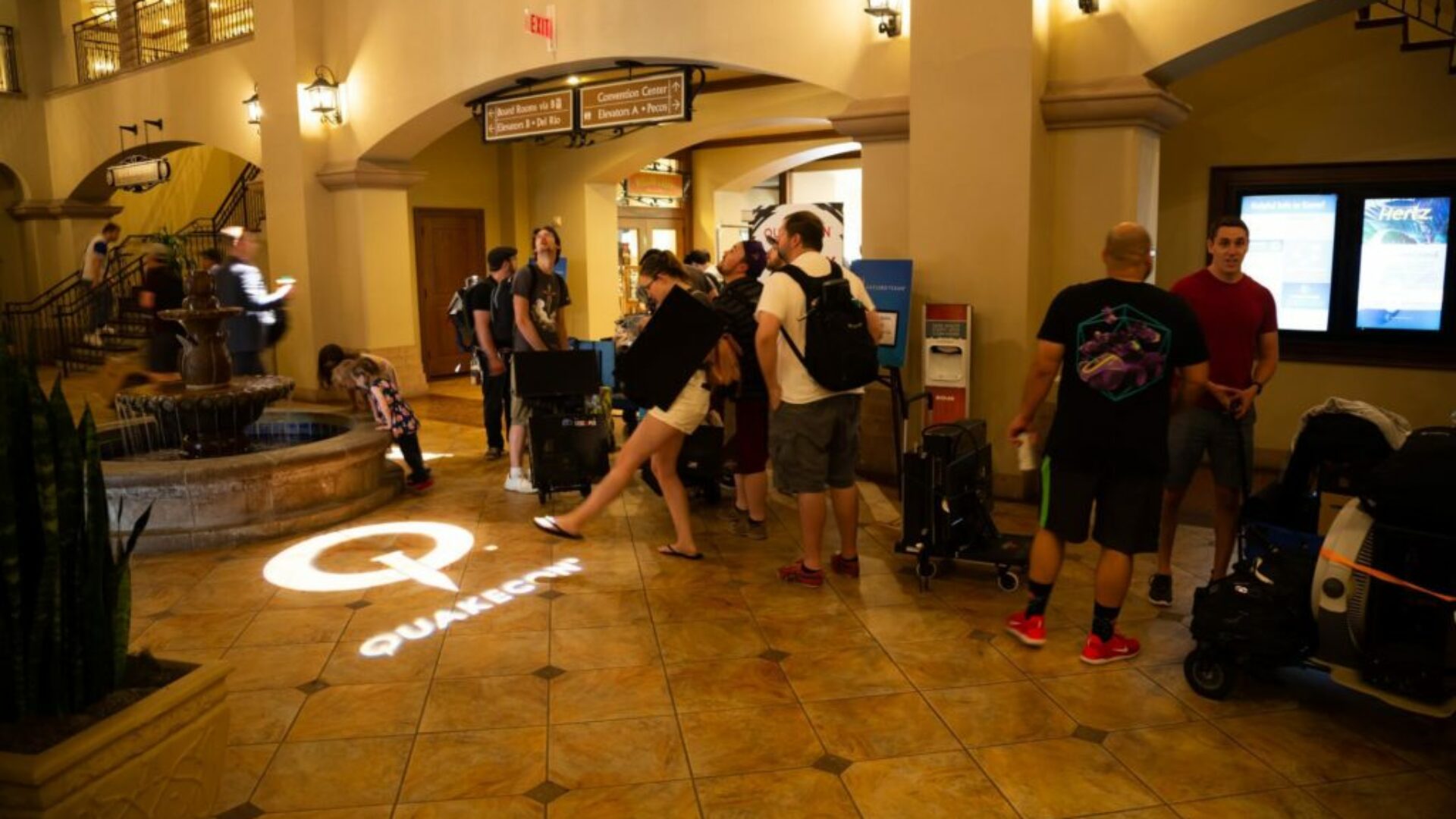 QuakeCon 2019 - SirSkippy - Common Areas - 02