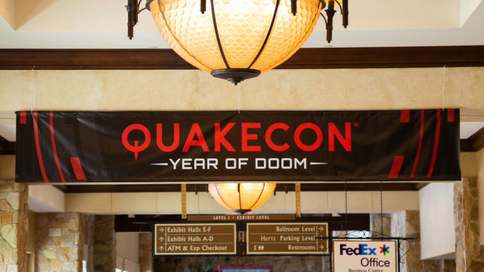 QuakeCon 2019 - SirSkippy - Common Areas - 04